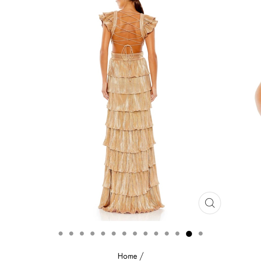 Mac Duggal Dress for sale! Size 8! Worn once, it’s in excellent condition!